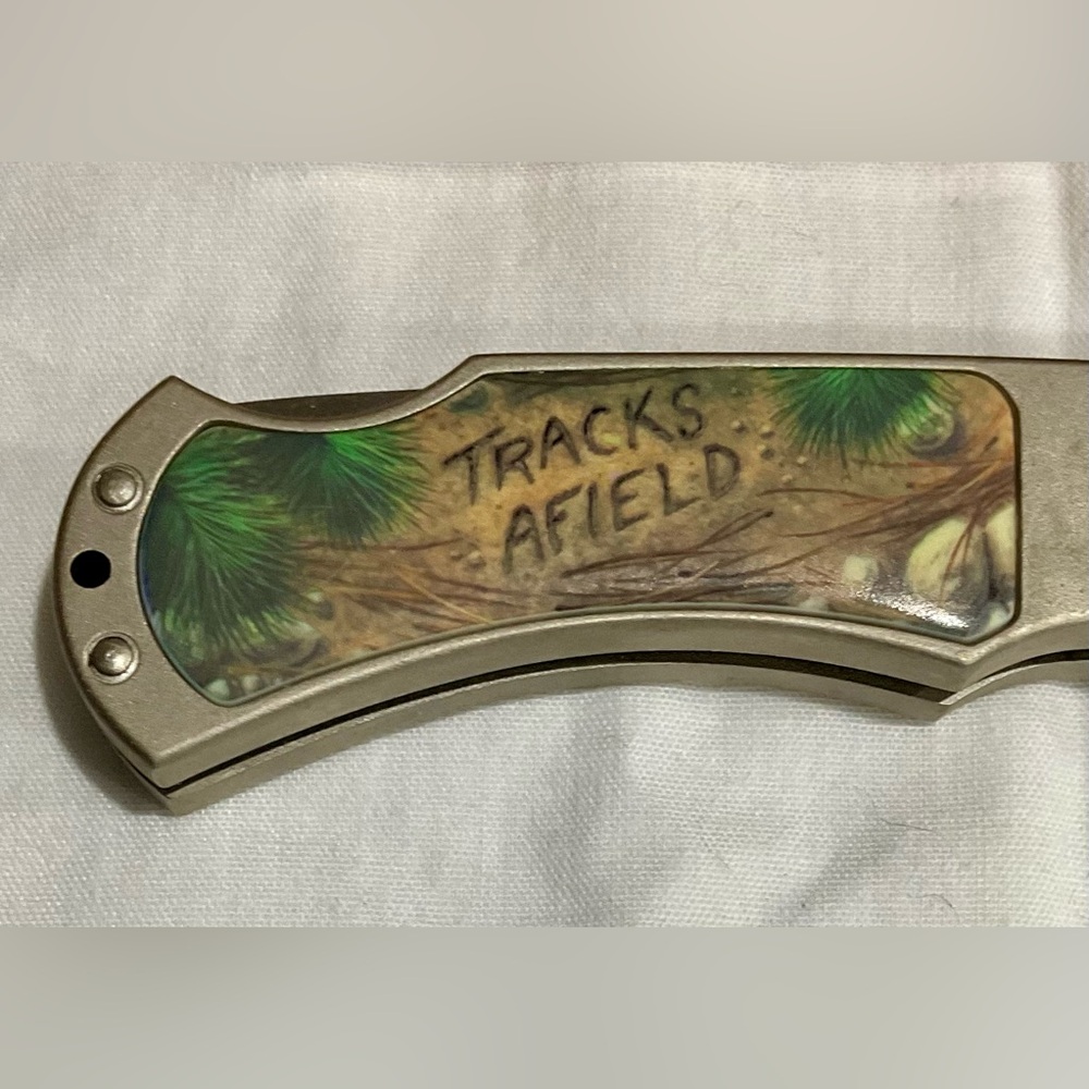 Tracks Afield by Rob Stine Collectible knife with turkey & pheasant in wood box
